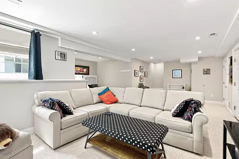 Living - 68 Gold Leaf Ln, Mashpee, MA 02649 photo 3 of 3
