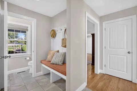 Entry Way - 5 Cliffs Way, Harwich, MA 02645 photo 6 of 6