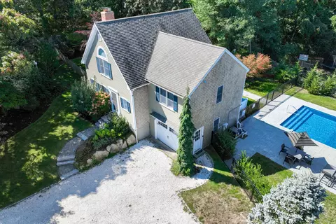 217 Yankee Dr, Brewster, MA 02631