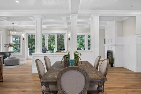 Dining - 28 Quaker Run Rd, Mashpee, MA 02649 photo 2 of 2