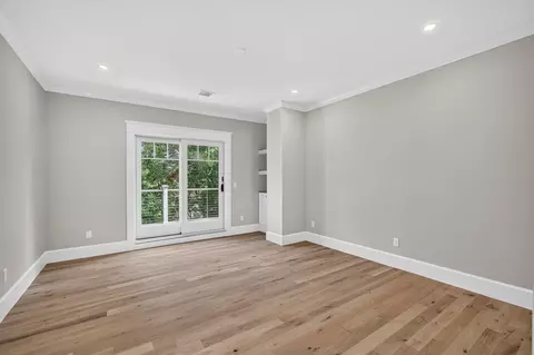 Bedroom - 28 Quaker Run Rd, Mashpee, MA 02649 photo 4 of 5
