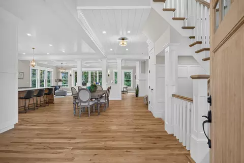 Entry Way - 28 Quaker Run Rd, Mashpee, MA 02649 photo 1 of 3