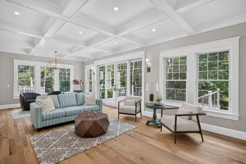 Living - 28 Quaker Run Rd, Mashpee, MA 02649 photo 3 of 3