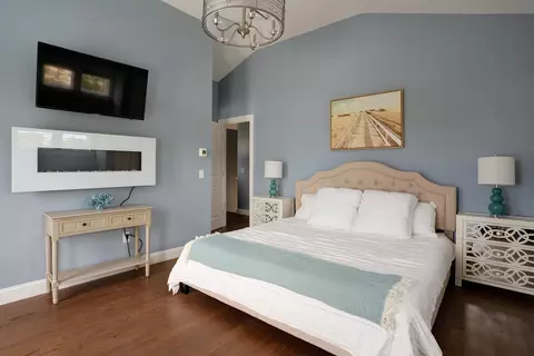 Bedroom - 2 Worcester Ave, Monument Beach, MA 02553 photo 7 of 9