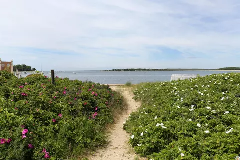View/Area - 2 Worcester Ave, Monument Beach, MA 02553 photo 6 of 8