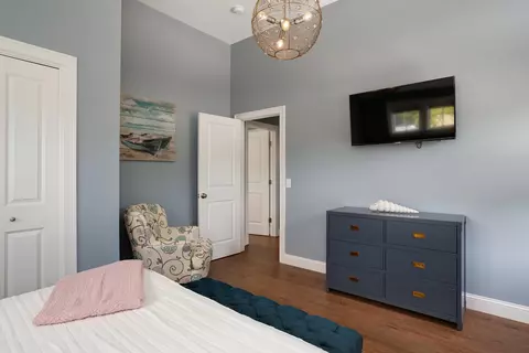 Bedroom - 2 Worcester Ave, Monument Beach, MA 02553 photo 4 of 9