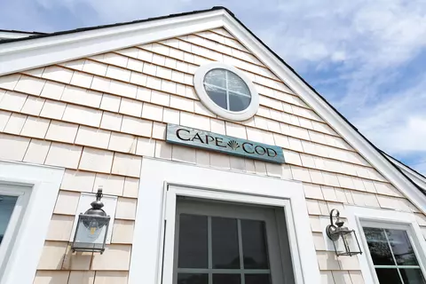 Exterior - 2 Worcester Ave, Monument Beach, MA 02553 photo 5 of 8