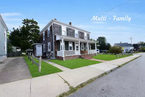 43 Alden St, Plymouth, MA 02360