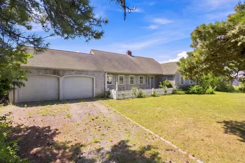 Exterior - 64 Harbor View Rd, Chatham, MA 02633 photo 3 of 6