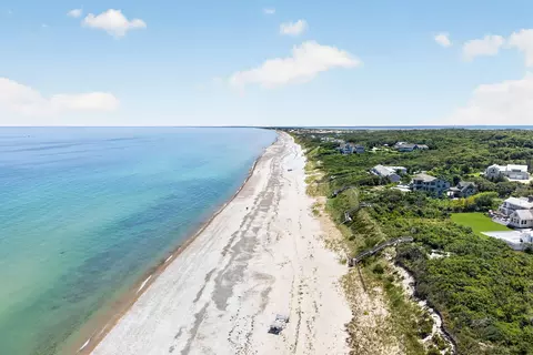 11 Long Hill Dr, East Sandwich, MA 02537