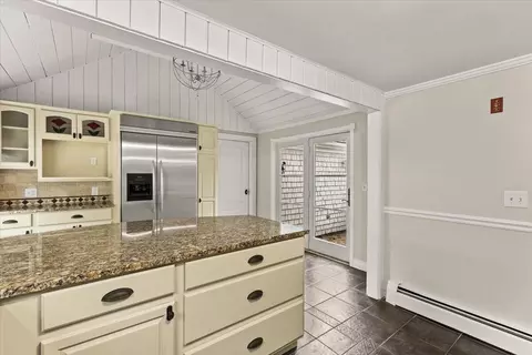 Kitchen - 3 Thoreau Dr, Centerville, MA 02632 photo 5 of 5