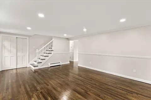 Living - 3 Thoreau Dr, Centerville, MA 02632 photo 4 of 5