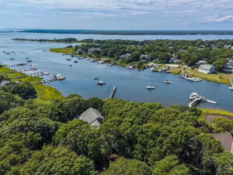 View/Area - 22 23 Samoset Rd, Mashpee, MA 02649 photo 13 of 25