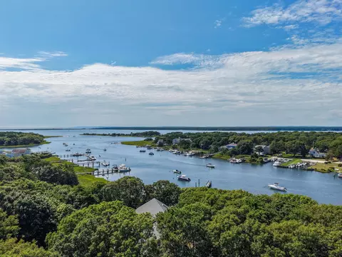 View/Area - 22 23 Samoset Rd, Mashpee, MA 02649 photo 9 of 25