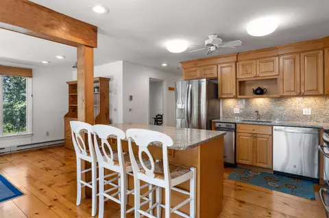 Kitchen - 22 23 Samoset Rd, Mashpee, MA 02649 photo 2 of 2