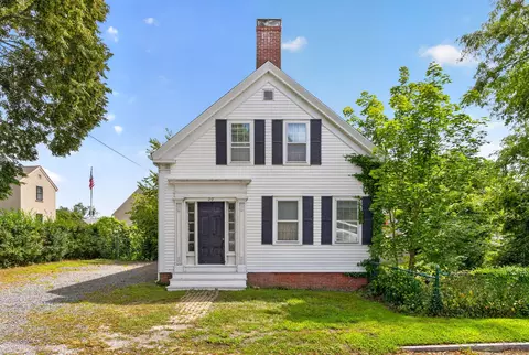 20 Liberty St, Sandwich, MA 02563
