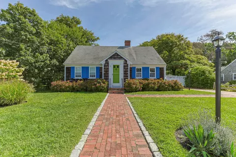 93 Grey Neck Rd, West Harwich, MA 02671