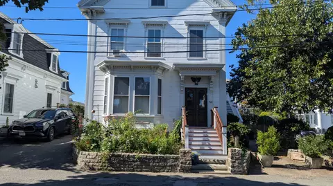 14 Center St #E, Provincetown, MA 02657