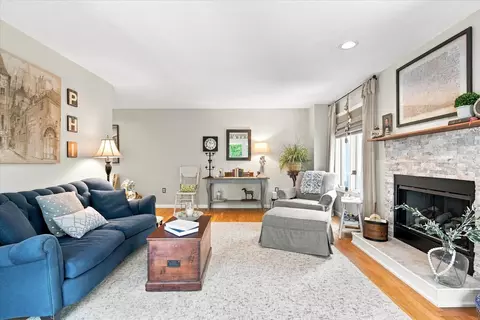 Living - 6 Aspen Rd, Buzzards Bay, MA 02532 photo 3 of 6