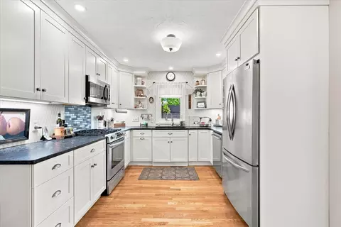 Kitchen - 6 Aspen Rd, Buzzards Bay, MA 02532 photo 1 of 2