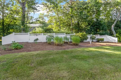 Exterior - 82 Falling Leaf Ln, Osterville, MA 02655 photo 6 of 6