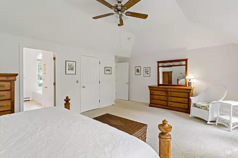 Bedroom - 82 Falling Leaf Ln, Osterville, MA 02655 photo 3 of 8