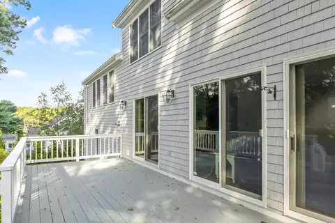 Exterior - 82 Falling Leaf Ln, Osterville, MA 02655 photo 5 of 6
