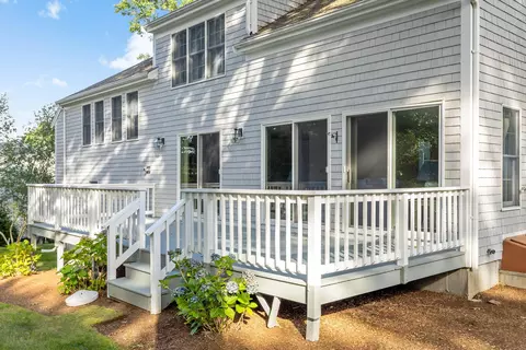 Exterior - 82 Falling Leaf Ln, Osterville, MA 02655 photo 4 of 6