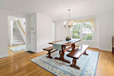 Dining - 82 Falling Leaf Ln, Osterville, MA 02655 photo 5 of 5