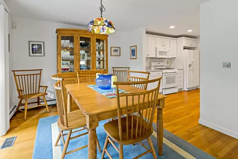 Dining - 82 Falling Leaf Ln, Osterville, MA 02655 photo 2 of 5