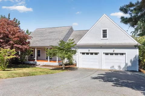 82 Nottingham Dr, Yarmouth Port, MA 02675
