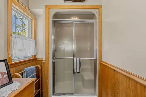 Bath - 350 Shurtleff Rd, Eastham, MA 02642 photo 3 of 3