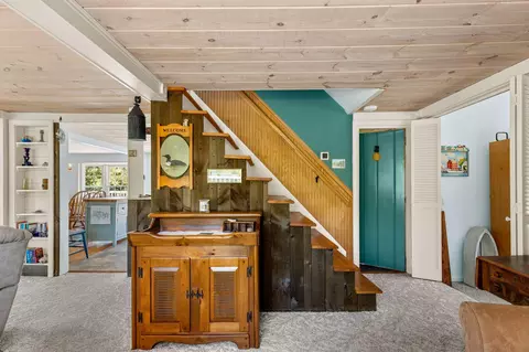 Entry Way - 350 Shurtleff Rd, Eastham, MA 02642 photo 2 of 3