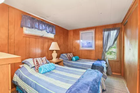 Bedroom - 6 Sandpiper Ter, Wareham, MA 02571 photo 1 of 2
