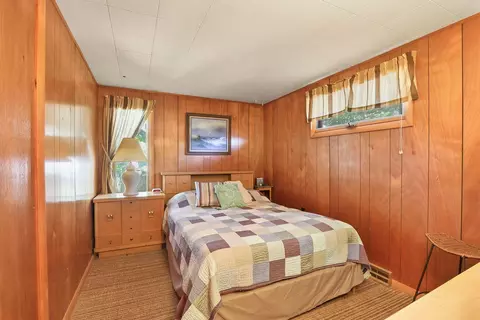 Bedroom - 6 Sandpiper Ter, Wareham, MA 02571 photo 2 of 2