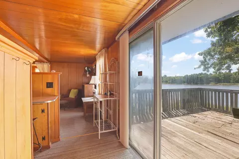 Entry Way - 6 Sandpiper Ter, Wareham, MA 02571 photo 1 of 1