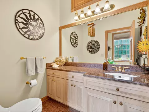 Bath - 6 Kerna Dr, Buzzards Bay, MA 02532 photo 1 of 5