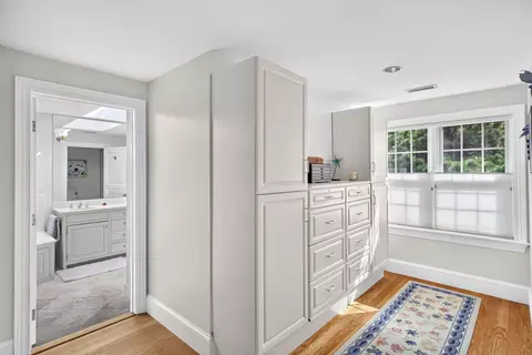 Entry Way - 65 Harbor View Rd, Chatham, MA 02633 photo 9 of 14