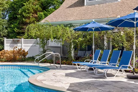 Exterior - 65 Harbor View Rd, Chatham, MA 02633 photo 9 of 13