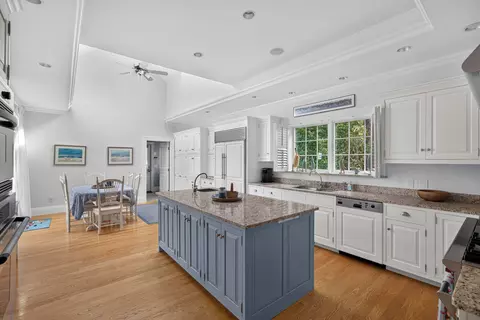 Kitchen - 65 Harbor View Rd, Chatham, MA 02633 photo 7 of 8