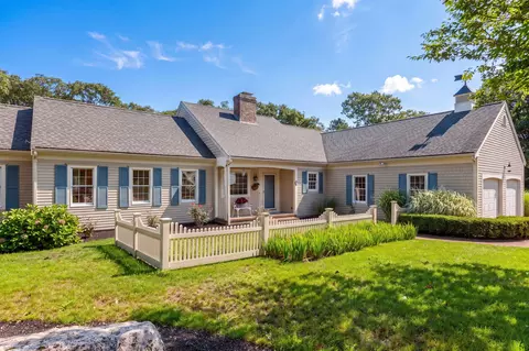 114 Quivet Dr, East Dennis, MA 02641