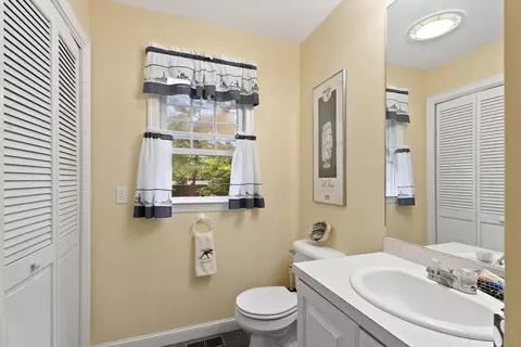 Bath - 87 Neshobe Rd, Mashpee, MA 02649 photo 1 of 3
