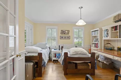 Bedroom - 87 Neshobe Rd, Mashpee, MA 02649 photo 1 of 7