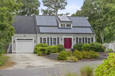 Exterior - 87 Neshobe Rd, Mashpee, MA 02649 photo 1 of 5