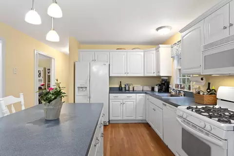 Kitchen - 87 Neshobe Rd, Mashpee, MA 02649 photo 2 of 3