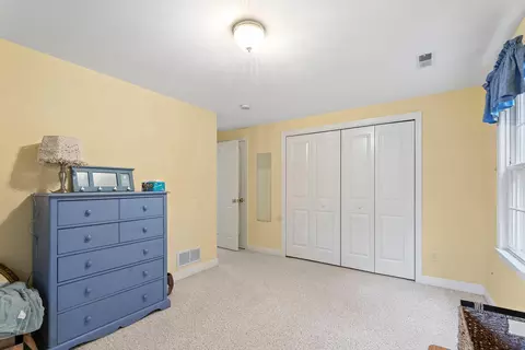 Bedroom - 87 Neshobe Rd, Mashpee, MA 02649 photo 7 of 7
