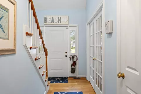 Entry Way - 87 Neshobe Rd, Mashpee, MA 02649 photo 1 of 4