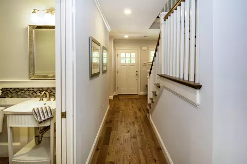 Entry Way - 8 Topspin Way, Mashpee, MA 02649 photo 2 of 5