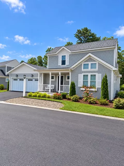 Exterior - 8 Topspin Way, Mashpee, MA 02649 photo 2 of 5
