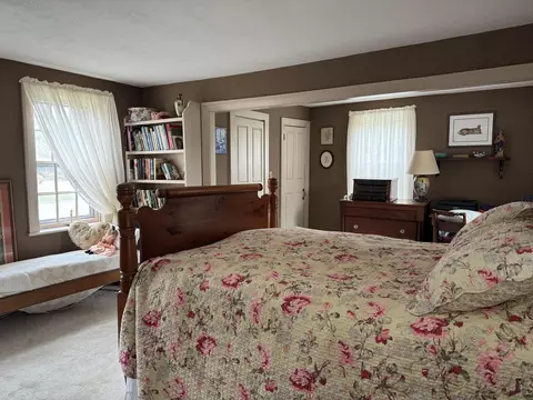 Bedroom - 1580 Main St, Brewster, MA 02631 photo 1 of 3